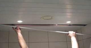 Демонтаж реечных потолков в Соликамске - цена за м2 от 460 рублей - Сварной-Слк